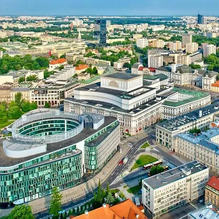 Super Sawa 2 Metro Wifi 500 Mbs Tv'50 Netflix Hbo Appletv+ Apartment Warsaw