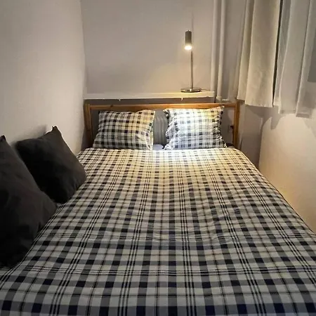 Super Sawa 2 Metro Wifi 500 Mbs Tv'50 Netflix Hbo Appletv+ * Βαρσοβία