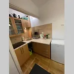 Super Sawa 2 Metro Wifi 500 Mbs Tv'50 Netflix Hbo Appletv+ Apartman *